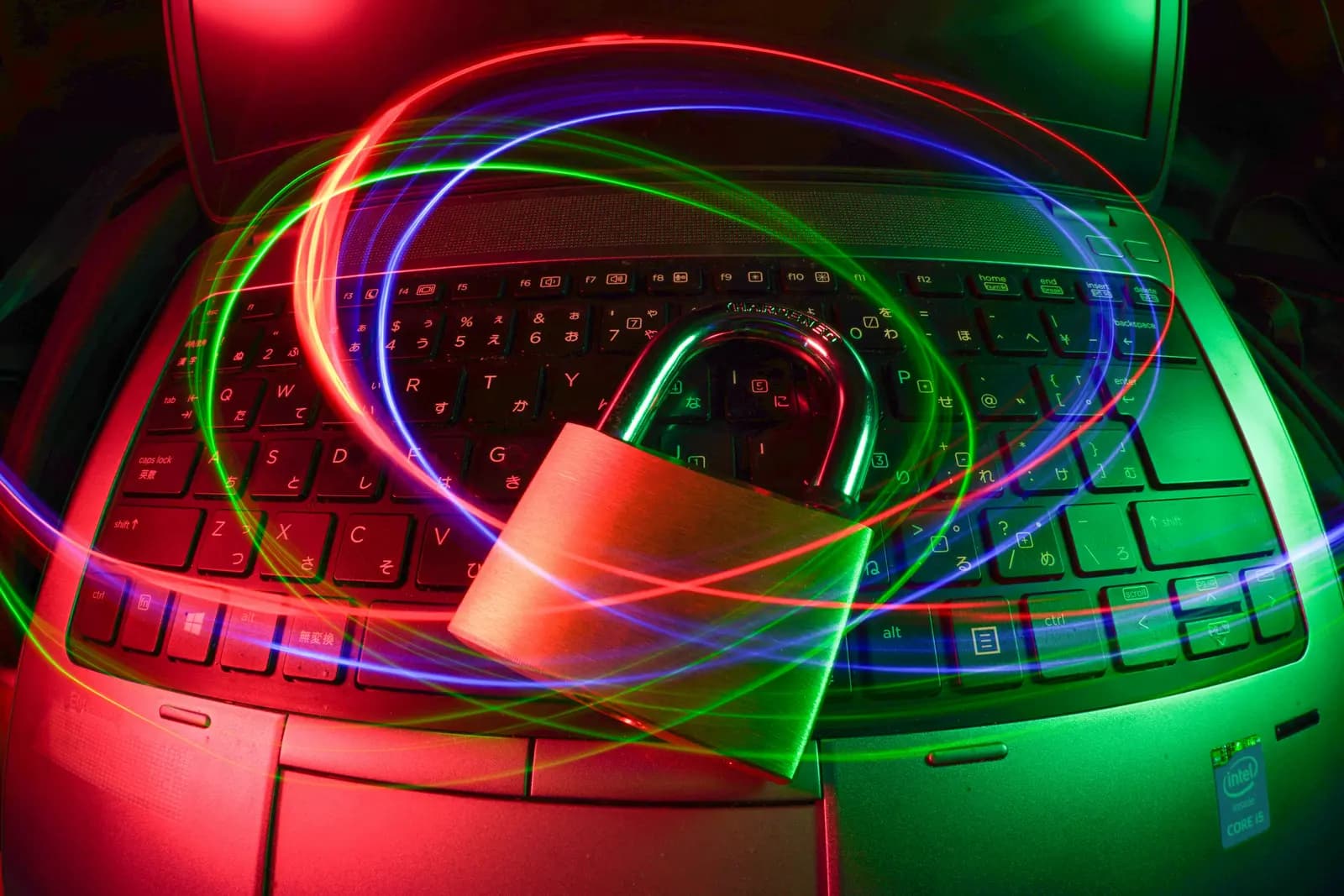 Mandantenportal vs. E-Mail: Was ist besser für den Belegaustausch?